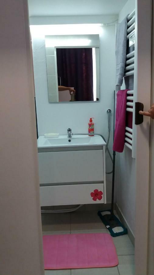 Nice Apart Backpackers S5 Apartment Exterior photo